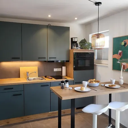 Haus Eintracht 1 *